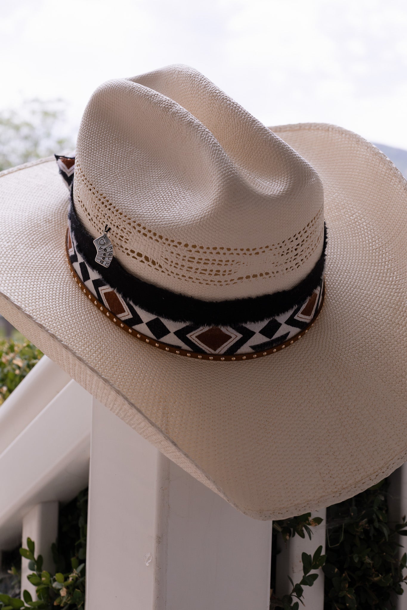 Playing card straw hat
